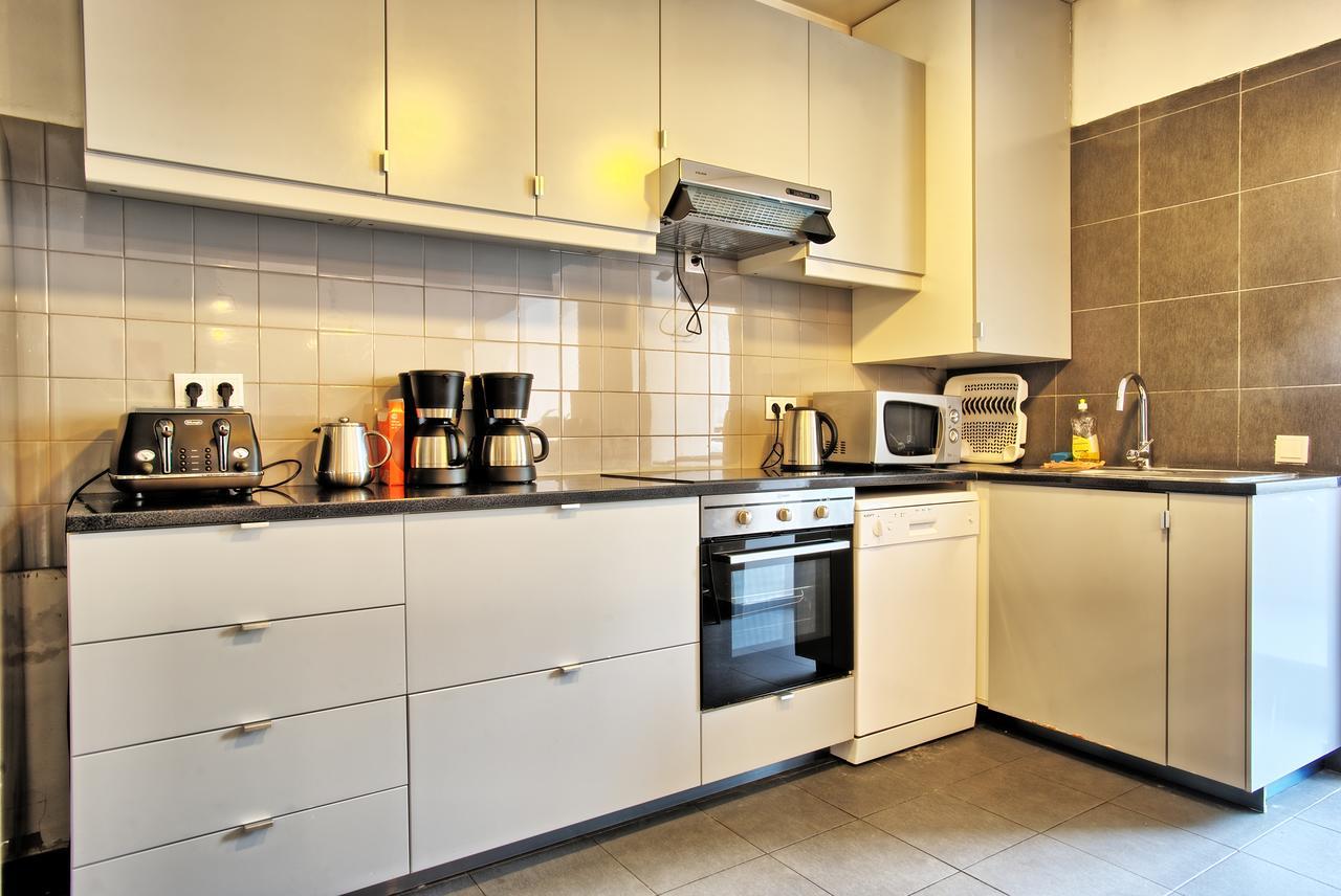 Sao Pedro 30 Guests Apartment Lisbon Bagian luar foto