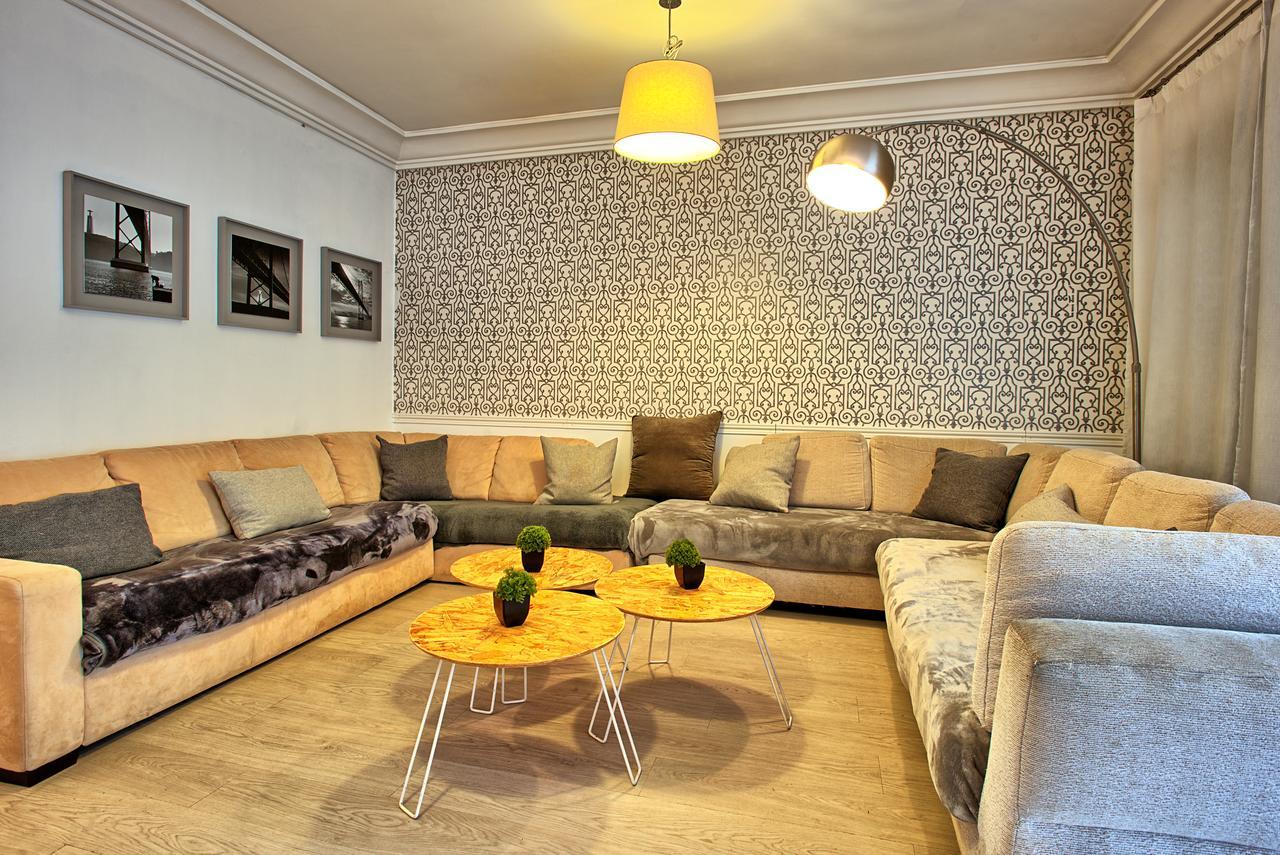 Sao Pedro 30 Guests Apartment Lisbon Bagian luar foto