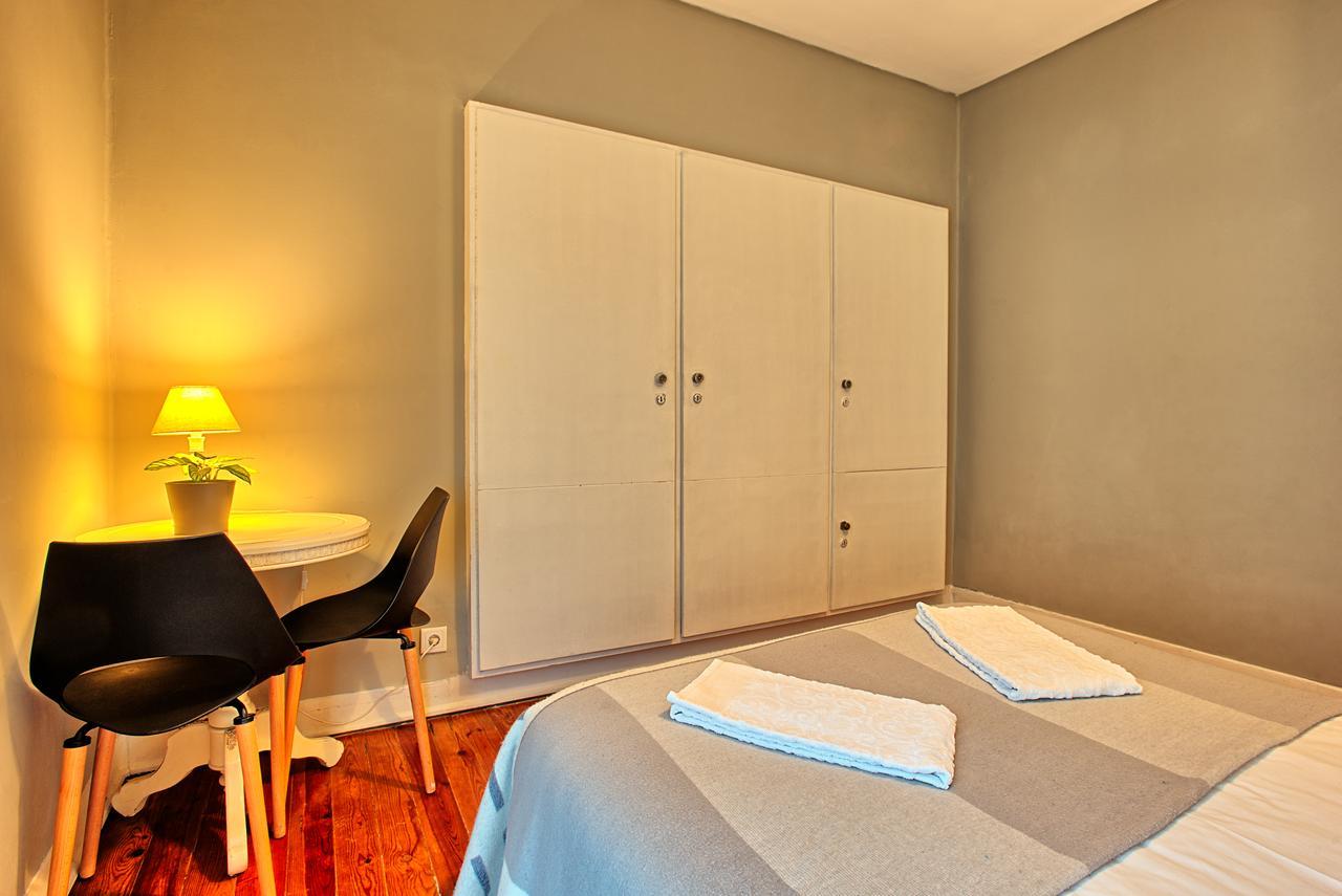 Sao Pedro 30 Guests Apartment Lisbon Bagian luar foto