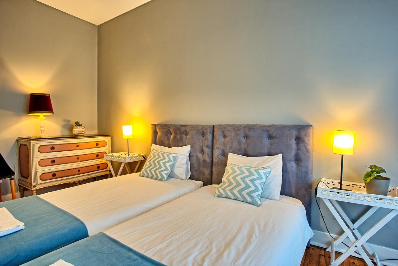 Sao Pedro 30 Guests Apartment Lisbon Bagian luar foto