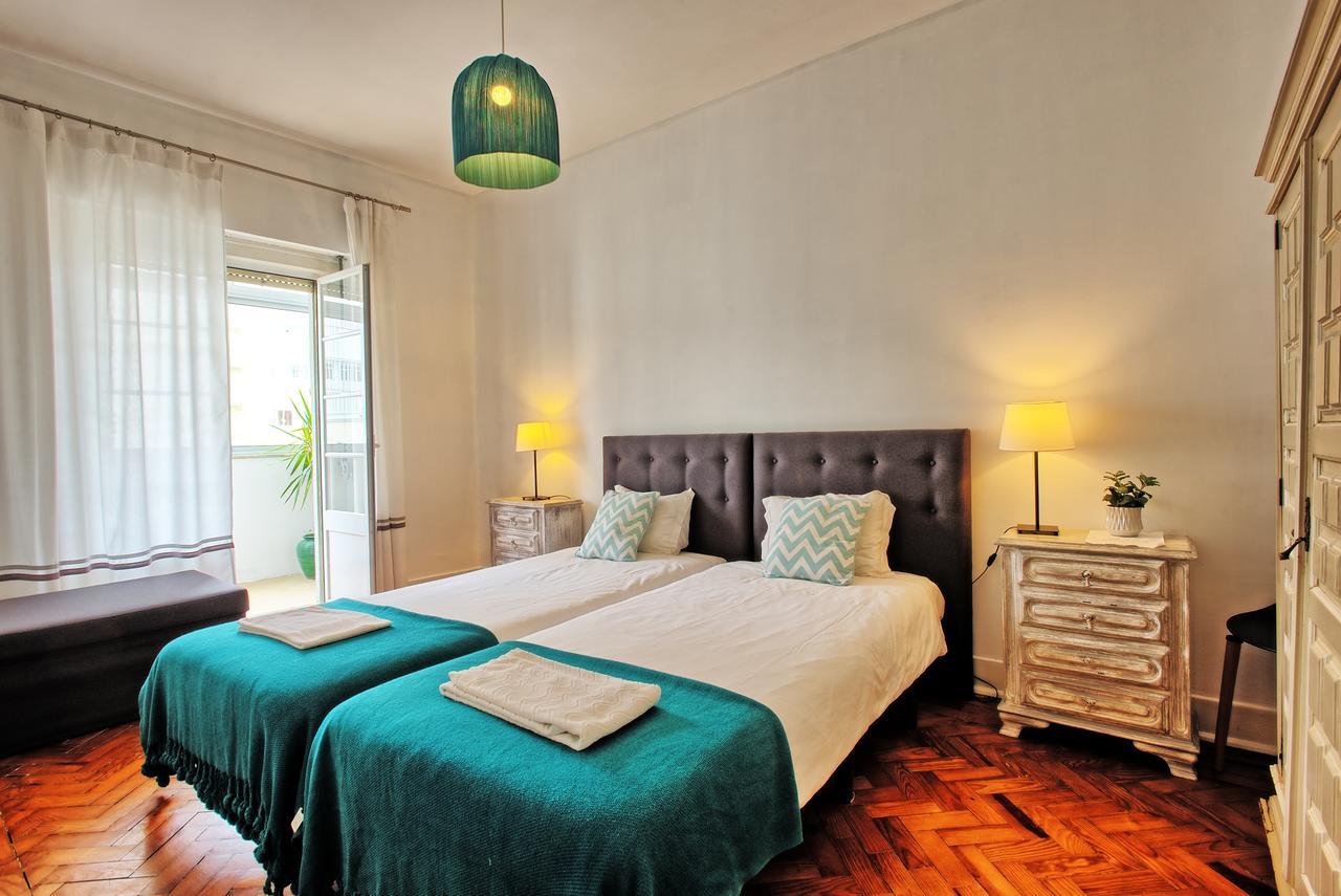 Sao Pedro 30 Guests Apartment Lisbon Bagian luar foto