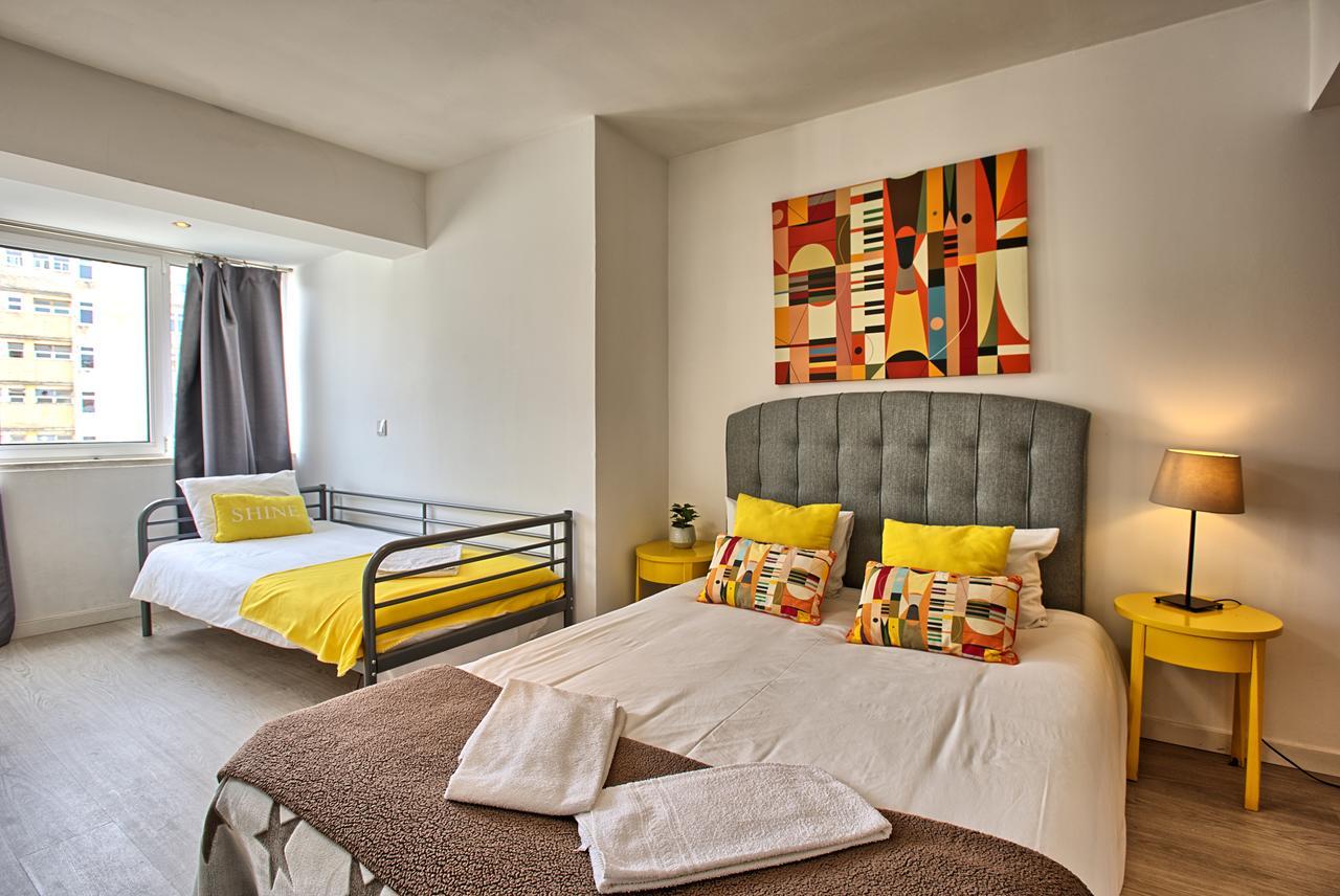 Sao Pedro 30 Guests Apartment Lisbon Bagian luar foto