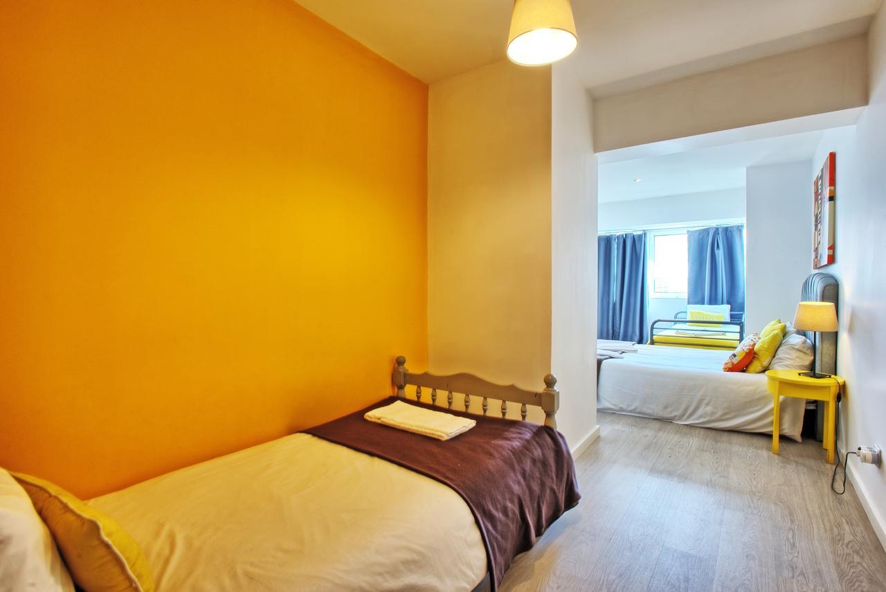 Sao Pedro 30 Guests Apartment Lisbon Bagian luar foto
