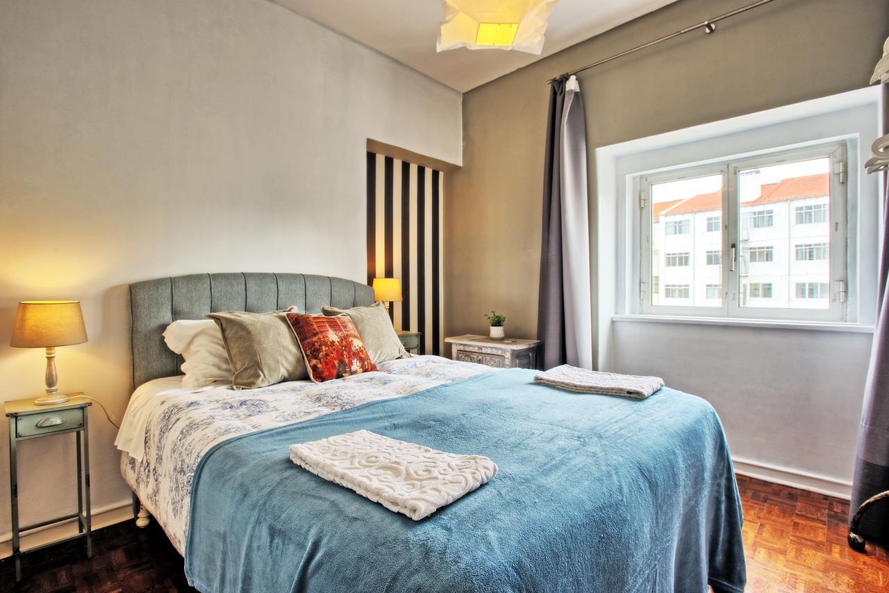 Sao Pedro 30 Guests Apartment Lisbon Bagian luar foto